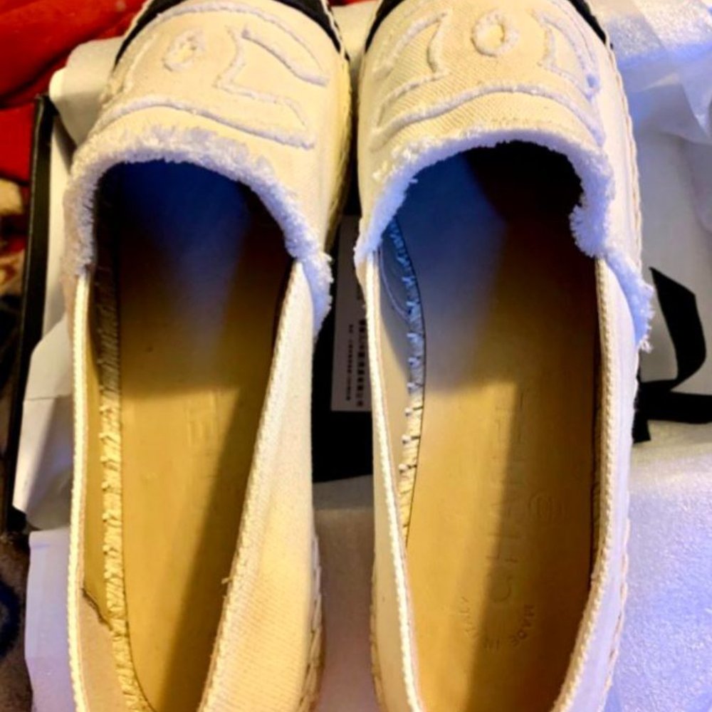 Chanel Espadrilles - Black & White Canvas !!